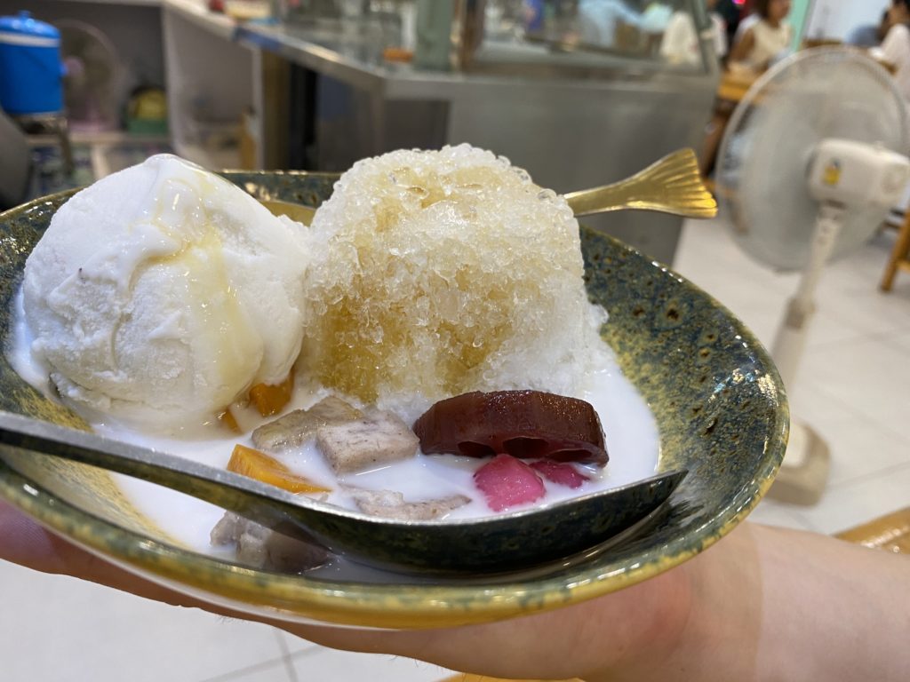 タイ風かき氷「ナムケンサイ」のお店『ワンジャイ（晩在）』チェンライ（チエンラーイ）セットメニュー